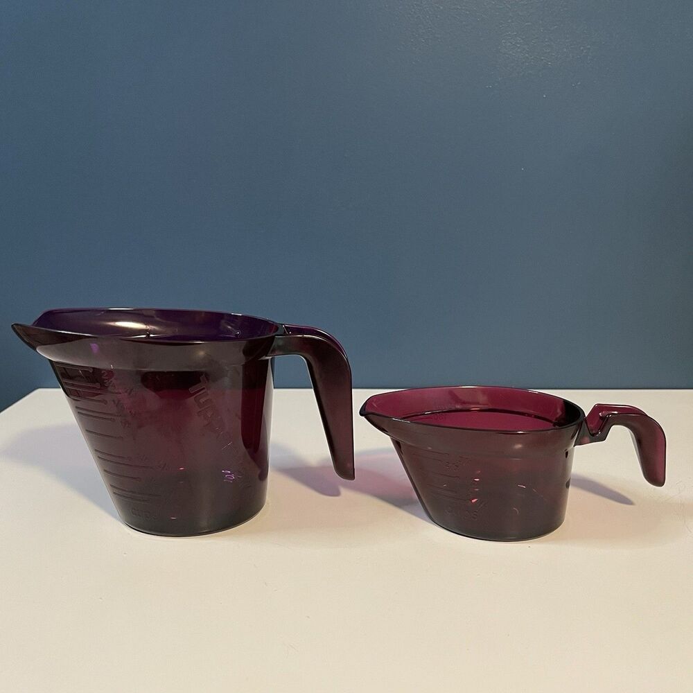 Tupperware Micro Pitchers Set 2 Measuring Cups Purple #5100+5101 Microwaveable
